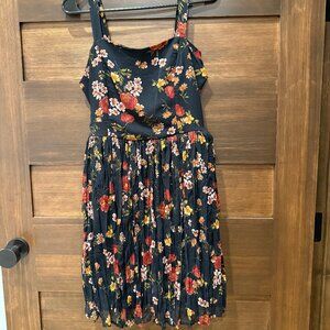 New! Summer Floral Knee-Length Dress